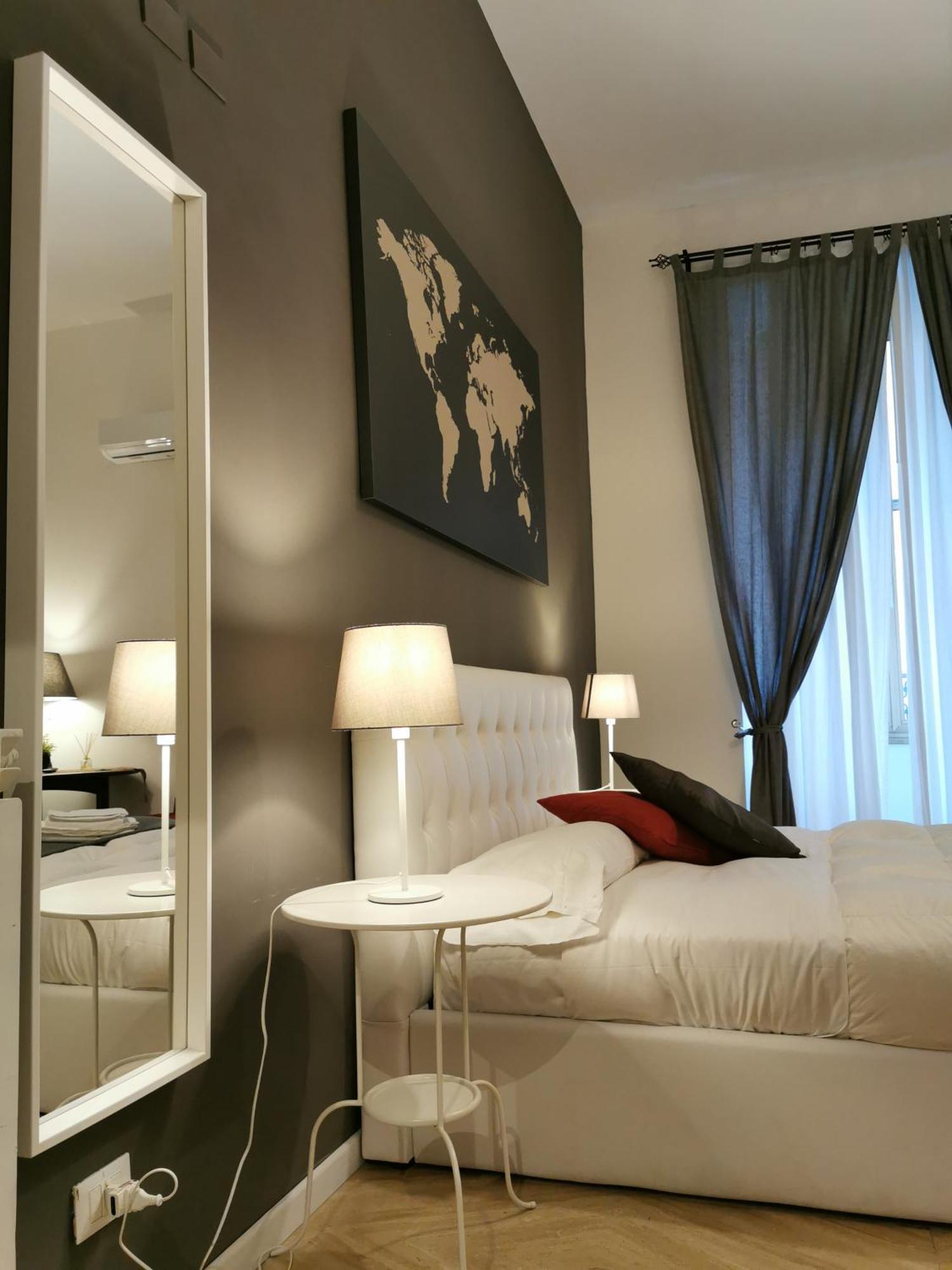 109 Suites Roma Стая снимка